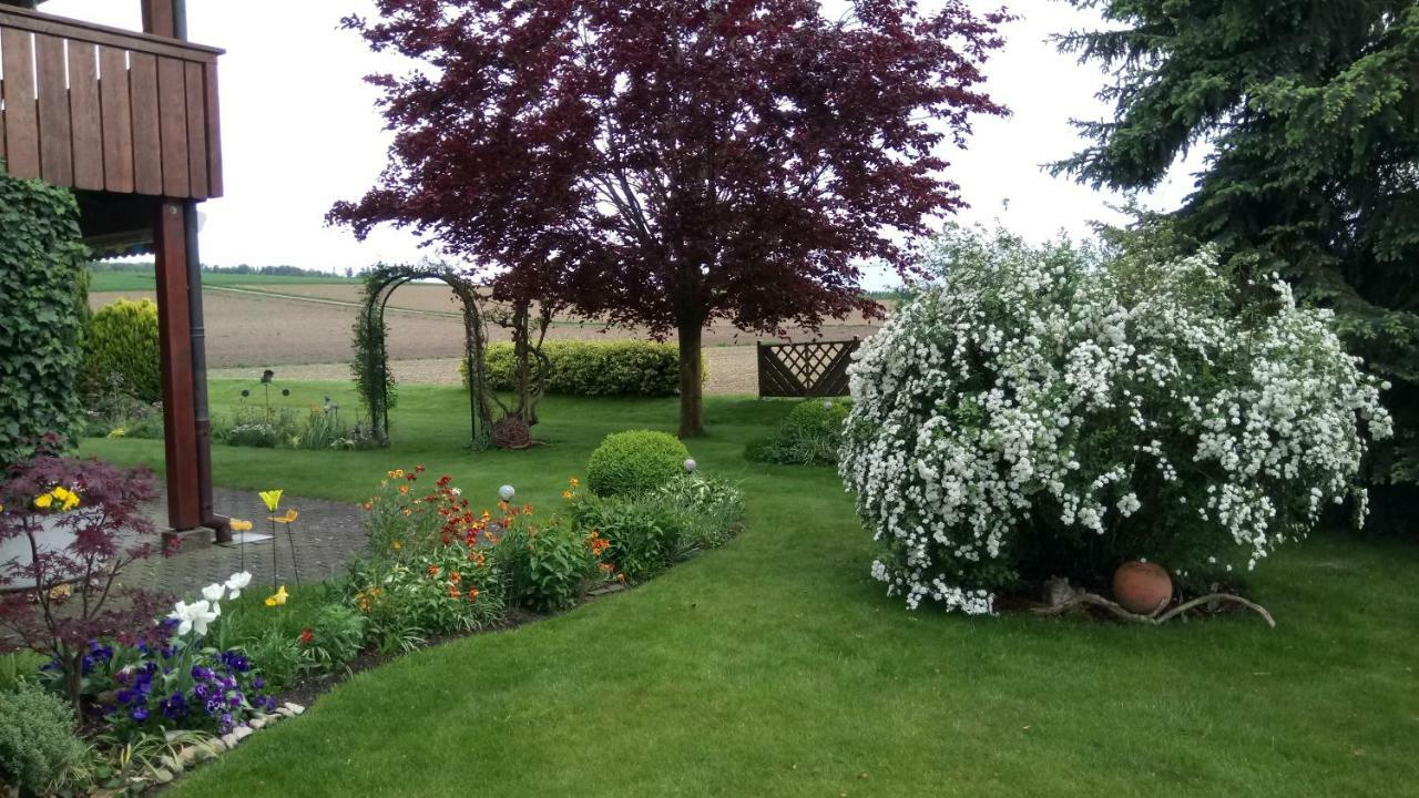 Ferienzimmer Zuelli Erlach Eksteriør bilde